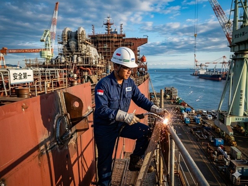 🚢 Perkapalan & Industri Maritim